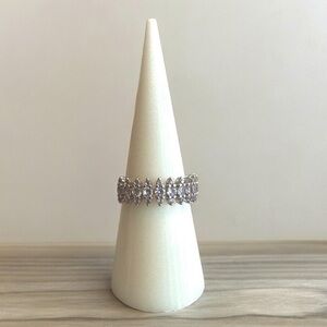 Bomb Party .925 Sterling Silver Ring - Light Purple Stones - Size 6